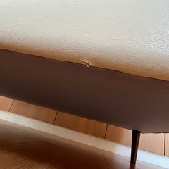 ソファ　2.5人掛け　アイボリー合皮×ウォールナット材　の画像