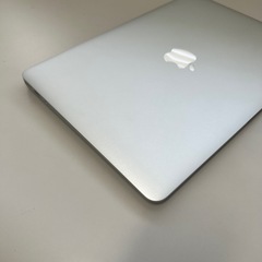 MacBook Air 13inch 4GB / 128GB の画像