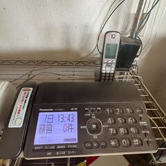 【美品】Panasonic電話機 子機付き グレーの画像