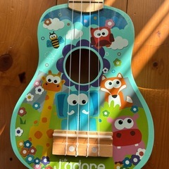 ウクレレのおもちゃの画像