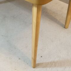 DAIMARU(家具の大丸)よりAdele(アデル) オーク材 ダイニングテーブルです。角に丸みを持たせた柔らかな表情の食卓テーブルは北欧スタイルやカフェ風のインテリアにもピッタリ♪の画像