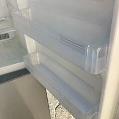シャープ（SHARP）中型冷蔵庫（1人～2人用サイズ）ファン式 霜が付かない冷蔵庫 配達設置無料の画像