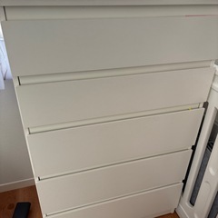 白　棚　IKEAの画像