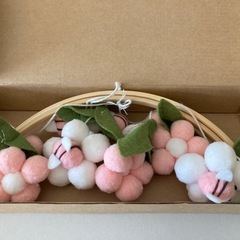 ベビー 蜂🐝とお花🌸デザイン ベッドハンギングラトル の画像