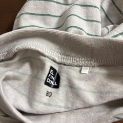 【おまとめの方は無料】みどり長袖Tシャツ80サイズの画像