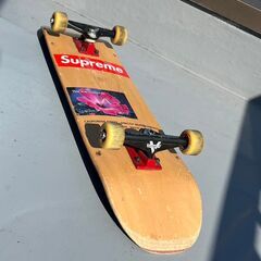 スケボーコンプリートデッキ（バック付き）の画像