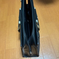 ビジネスバッグの画像