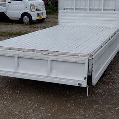 H.17(2005)年 日産 アトラス 1.5t平ロングスーパーロー　 ホワイト　オートマ　エアコン　パワステ　パワーウィンドウ　Rエアバック　左電動格納ミラー　車検8年7月　17359の画像