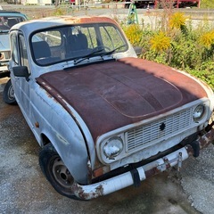 2台セット ルノー 4 キャトル パーツ 部品取り 書類無し 希少の画像