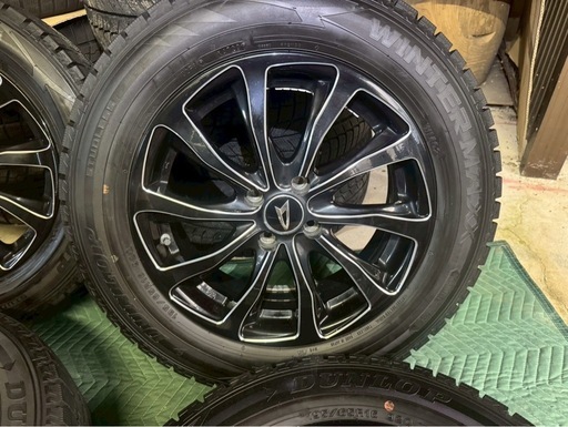 ロッキー ライズ 195/65R16 スタッドレス ダンロップ WM02 ホイールセット 5H100 2020年製