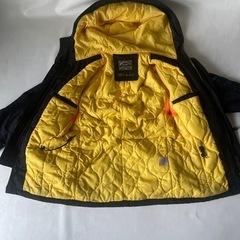 PAZZO パッゾ 291295=HOMME フード付き ジャンバー ブラック Mサイズ相当 中 キルティング加工 防寒ジャンバー 中古品  の画像