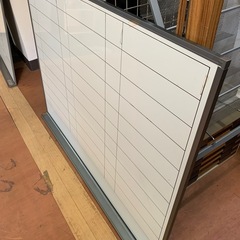★早い者勝ち★ホワイトボード・約高さ90cm×横幅120cm※商品の詳しい状態やサイズ等は現物にてご確認ください。の画像