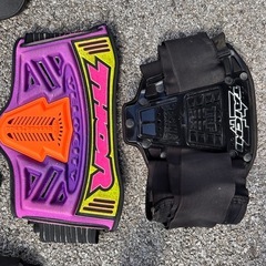 モトクロスプロテクターなどの画像