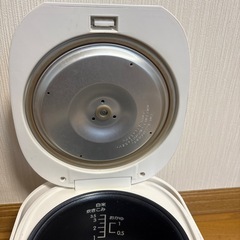 炊飯ジャー 炊飯器 2021年製
の画像