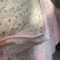 カーペット　200×290　ピンクの画像