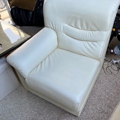 合成革ロングソファ–　　の画像