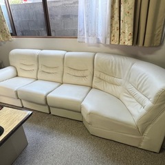 合成革ロングソファ–　　の画像