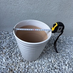 植木鉢、プランター？の画像