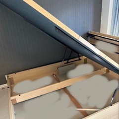 【直接orエリア配送限定】　/ニトリ クイーン跳ね上げ式ベットフレーム　Nスリープマットレス　の画像