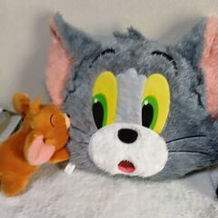 トムとジェリー　バニティバック＆トム、ジェリーぬいぐるみ付きクッションの画像