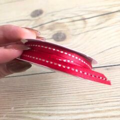 サテンリボン　赤　ラメ　プレゼント　ギフト　ラッピング　最安値　可愛い　お洒落の画像