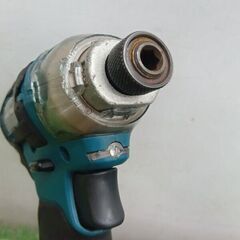 マキタ TD111D インパクトドライバー【野田愛宕店】【店頭取引限定】【中古】管理番号：ITR4M0FC27M8の画像