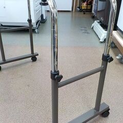 ベッド用テーブル ブラウン 高さ調節可能 幅124×奥42×高53～73cm キャスター付き ベッドテーブル サイドテーブル　西岡店の画像