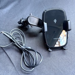 ペルシード Qi対応 自動開閉ワイヤレス充電スマホホルダー エアコンの画像