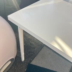 IKEA テーブル（デスク）LINMMON リンモン 白 ホワイトの画像