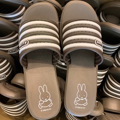 激安❣️ミッフィーサンダル　まとめて480足　　の画像