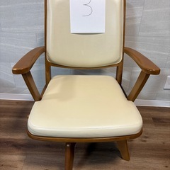 ダイニングセット丸テーブル110センチ＆肘掛付回転チェア
の画像