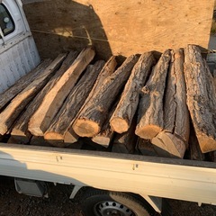 薪 乾燥 ナラ 軽トラ1台価格の画像