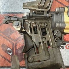 【中古】 マキタ AN533H 高圧釘打ち機 限定色 【ハンズクラフト宮崎新名爪店】の画像