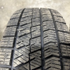 ブリヂストン　vrx2 スタッドレス　175/65r15 4本　冬タイヤ
の画像