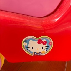 ハローキティ手押し車の画像