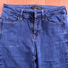 ユニクロ ジーパン の画像