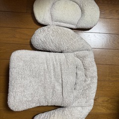 combi チャイルドシートの画像