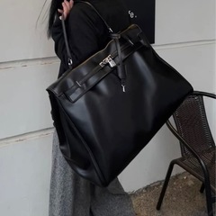 大容量レザー調トートバッグケリー風　の画像