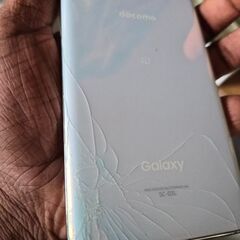 中古品　Samsung Galaxy S10（ドコモ版）の画像