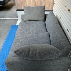 2人掛けグレーソファ【管理番号M】の画像
