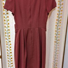 オレンジ　ワンピースの画像