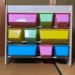 おもちゃ収納ラックの画像