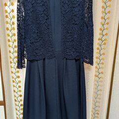 ネイビー　ワンピースの画像