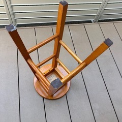 木製　スツールの画像