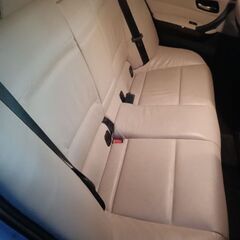 今週の目玉　BMW320  長ーい車検付　激安早い者勝ち　交換や下取りOKの画像