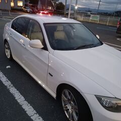 今週の目玉　BMW320  長ーい車検付　激安早い者勝ち　交換や下取りOKの画像