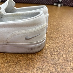 ナイキ スニーカーの画像