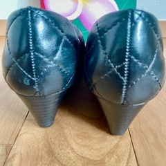 【Tory Burch】トリーバーチ　ブラック　パンプスの画像