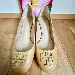 【Tory Burch】トリーバーチ　ブラウン　パンプスの画像