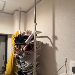 突っ張り　シューズラック　ほわホワイトの画像